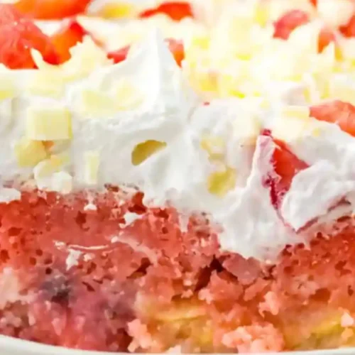 Strawberry Earthquake Cake Recipe