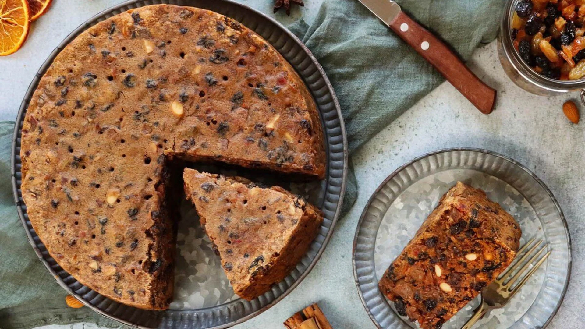 Keto Christmas Cake Recipe